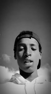 Ngenaga Ngikurora Eehkuma Riria Ndaguciarire Ee