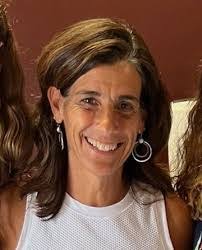 Erin Weaver's Instagram, Twitter & Facebook