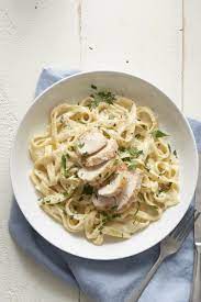 How To Make Classic Chicken Alfredo Pasta The Easiest Simplest Method Recipe Chicken Alfredo Pasta Chicken Alfredo Chicken Fettuccine Alfredo