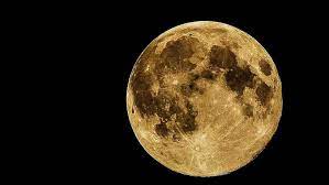 Les super lunes se produisent lorsque la lune se rapproche de la terre. Kedbhgrwewjuqm
