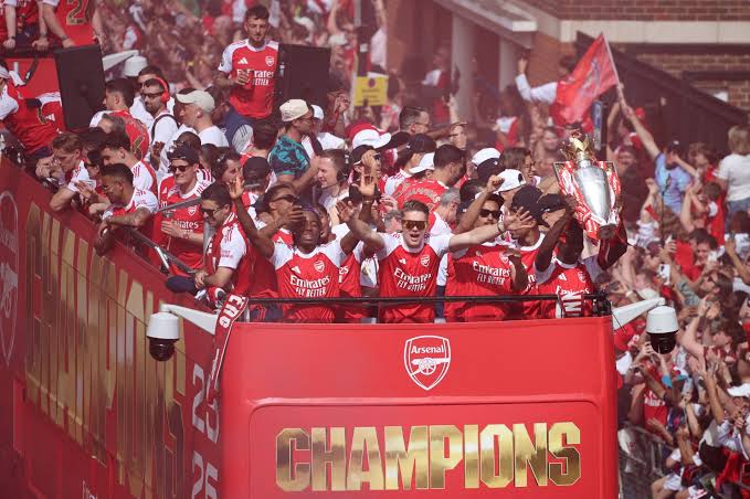 English below] Cùng xem lễ ăn mừng chức vô địch Ngoại hạng Anh mùa giải  2025/26 vừa qua của Arsenal FC ⚽ 🥇 👏 Sau chiến thắng 2–1 trước Crystal  Palace, Arsenal