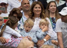 The two met at the 2000 summer olympics and married nine years later. Rodger Federer S Two Sets Of Twins Steal The Show At Wimbledon Kidspot