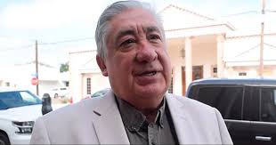 Fiscal irá a Austin a registrar candidatura; va por otra reelección