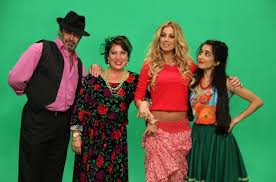 Dans, müzik, aşkların bol olduğu bir yerdir burası. Cennet Mahallesi Yenilenen Kadrosuyla Yeniden Show Tv Ekraninda Izleyicilerle Bulusmaya Hazirlaniyor