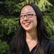 Shelley Dodson's Instagram, Twitter & Facebook