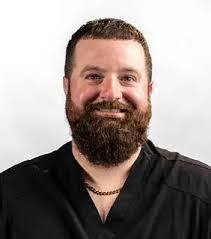 Michael Lella's Instagram, Twitter & Facebook