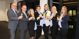 Check the genodef1ho1 swift / bic code details below. Gratulation Zum Erfolgreichen Studienabschluss Vr Bank Main Kinzig Budingen Eg