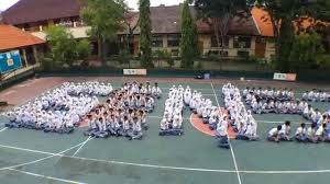 Kota tuban adalah wilayah di jawa timur yang berbatasan dengan lamongan, bojonegoro, blora, rembang dan laut jawa. Generasi 53 Sman 1 Tuban T P 2015 Youtube