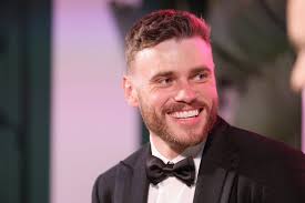 Ryan and greg are back to share their favorite predictions for ahs 1984! Who Is Gus Kenworthy Playing On American Horror Story Popsugar Entertainment
