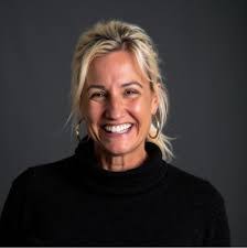 Amber Wharton's Instagram, Twitter & Facebook