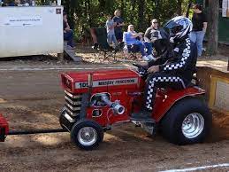 Lawn Mower Pulling Truck And Tractor Pull Garden Tractor Pulling Old Tractors