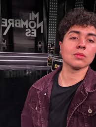 NECESITO TU AYUDA!!! Estaremos este miércoles 3 de septiembre en  @minombreestvn por las pantallas de @tvn ¡¡Vota 7 para avanzar en  competencia!! Muchas gracias❤️