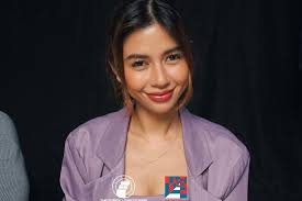 And there's more to our powerhouse Rekonek cast! ❤️🎄 Meet Kelvin Miranda,  Kokoy De Santos, Alexa Miro, Raf Pineda, Vance Larena, and Daumier Corilla  during their contract signing for the upcoming Metro