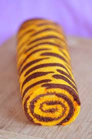 Roule Tigre Roule Tigrou Tiger Roll Cake Blog Cuisine Avec Du Chocolat Ou Thermomix Mais Pas Que Gateau Chat Gateau Jungle Tigrou