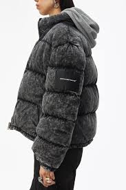 This down insulation, or synthetic fibers, provides a high level of warmth to the wearer depending on the quality of the synthetic fibers. Alexanderwang Acid Wash Puffer Jacket Marbled Dark Grey Alexander Wang