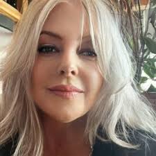 I know I'm chubby and not perfectly skinny, but can I still get a like from  you?