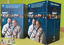 Ruhe sanft (tatort münster e11 2007) erstausstrahlung: Achtung Gewinnspiel Damit Euch Die Wartezeit Bis Zum Neuen Tatort Nicht Zu Lang Wird Haben Wir Jan Und Axel Beim Dreh Besucht Jan Josef Liefers