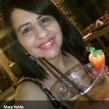 Denise Magnus's Instagram, Twitter & Facebook