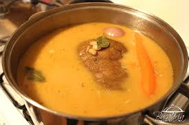 0 ratings0% found this document useful (0 votes). CiorbÄƒ De Fasole Cu Ciolan Afumat ReÈ›etÄƒ AutenticÄƒ Din Ardeal