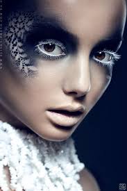 Black And White Makeup Looks Make Up Is An Art Black And White Makeup White Makeup Artistry Makeup