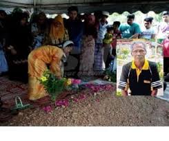 Dikenali sebagai ayah pin di kalangan 22,000 pengikutnya, dia memulakan ajaran sesat itu pada 1979 sebagai kerajaan langit. Ayah Pin Meninggal Malam Tadi Kisah Dunia