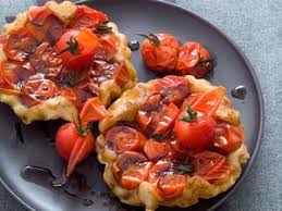 Tatin De Tomates Cerises Au Caramel De Vinaigre Balsamique Facile Et Pas Cher Tatin De Tomates Tomates Cerises Recette A Base De Tomates