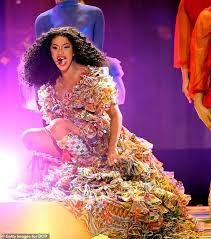 Cardi B Shows Impressive Flexibility For I Like It Amas Performance Cardi B American Music Awards Cardi
