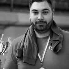 El este antrenorul de 23 de ani care a murit în accidentul de pe A2. Era  voluntar pentru micii sportivi