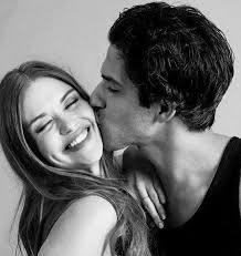 Düzeltilmiş: Scott ile kim daha iyi? : r/TeenWolf