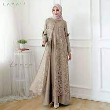 Berikut ini inspirasi dress batik kombinasi brokat dengan model simple yang cocok untuk kondangan. Laura Maxi Baju Gamis Brukat Kondangan Wanita Muslimah Dress Brokat Lazada Indonesia