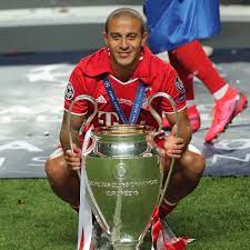 We offer champions league & bundesliga replica trophies which are the highest quality trophy copies available. Liverpool Agree 27m Fee To Sign Thiago Alcantara From Bayern Munich Liverpool The Guardian