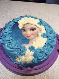 Anna and elsa's frozen fantasy returns for another winter at tokyo disneyland. Torta Anna Frozen Ricette Di Cucina Gustosa Ricerca