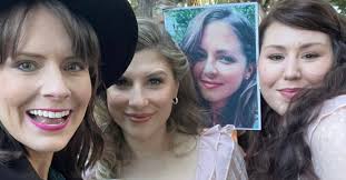 Coronavirus Australia: Lockdowns force bridesmaid into attending wedding  virtually