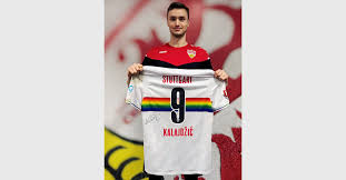 Kalajdzic turned pro in 2011. Getragenes Vfb Sonderoutfit Von Kalajdzic