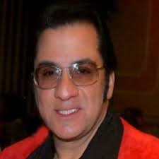 Robin Devito's Instagram, Twitter & Facebook