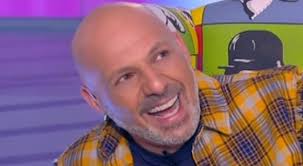Share your videos with friends, family, and the world Nikos Moytsinas Anaydos Me Thn Eisodo Toy Koritsioy Toy Troxoy Ths Tyxhs