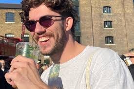 Terry Robb's Instagram, Twitter & Facebook