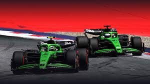 Lando Norris leads F1 race qualifying in Austria