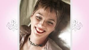 Jennifer Kummer's Instagram, Twitter & Facebook