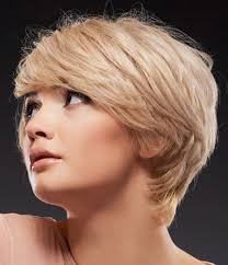 Est ce que tu aimes chacun de ces coiffures a la mode que tu vois tous les jours a lexterieur. Coiffure Femme 2019 Visage Rond