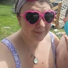 Cat Clark (@cat_luvs_music)