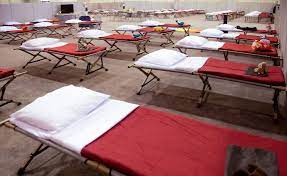 Así lucen las camas para los inmigrantes en Illinois | Foto: Los Ángeles Times    