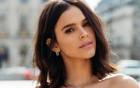 Em entrevista nos bastdiores do programa amor. O Mega Hair De Bruna Marquezine E O Acontecimento Deste Carnaval Veja Todateen