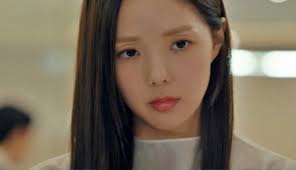 Mỹ nhân đẹp nhất Hàn Quốc vô tình nói tục trên sóng livestream, phản ứng  của netizen mới là điều bất ngờ