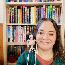 Hillary|Bookstagram (@whathillarygraceread) • Instagram photos and videos