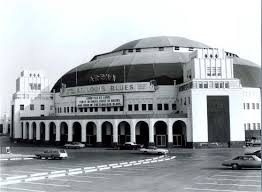 St Louis Arena Can You Imagine Drawing 17 984 Seats By Hand St Louis Blues St Louis Blues Hockey St Louis Missouri