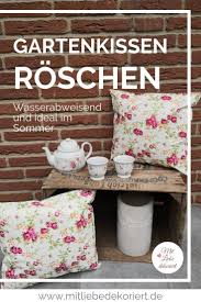 Susses Outdoor Kissen Roschen Fur Die Gartendeko Mit Liebe Dekoriert Garten Deko Gartenkissen Kissen