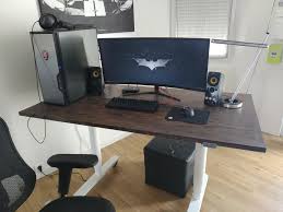 In that case, there are some clever solutions to hiding unsightly computer desk cords and cables to keep your workspace organized. Battlestation With Bekant Standing Desk Diy Battlestations