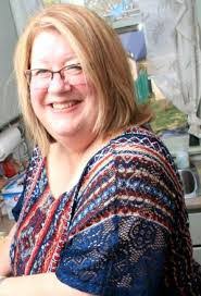 Jeanne Renner's Instagram, Twitter & Facebook