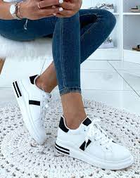 Maybe you would like to learn more about one of these? Baskets Noires Et Blanches